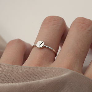 INITIAL - bague avec initiale personnalisable unisexe